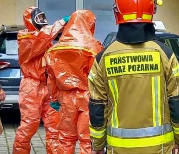 Alarm w szkole na Bokserskiej. Ewakuowano 300 osób-37153