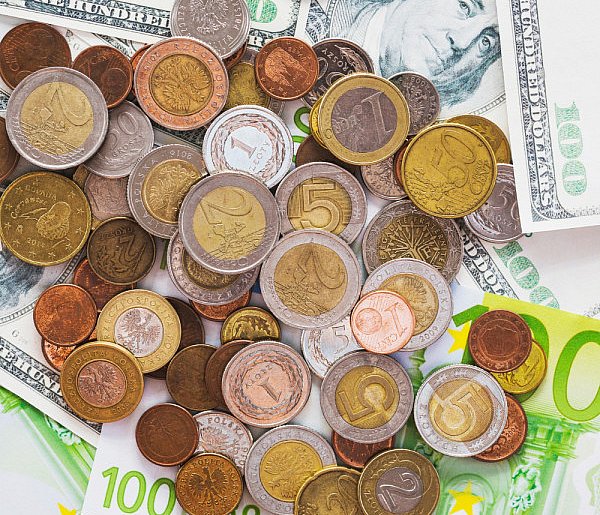 Koniec znanego kantoru internetowego. Co z poszkodowanymi po upadłości?-37511