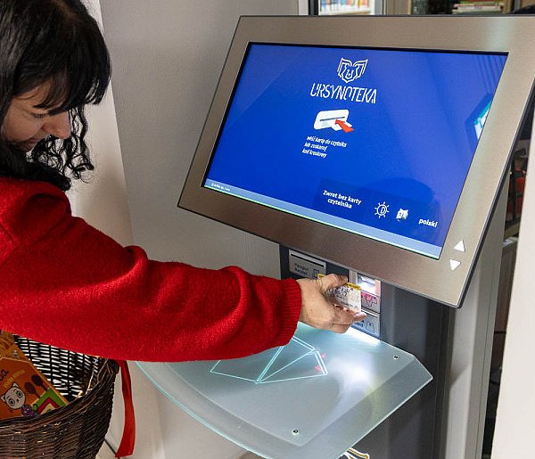 Ursynów ma nową bibliotekę. Selfcheck i strefa Young Adult-38361