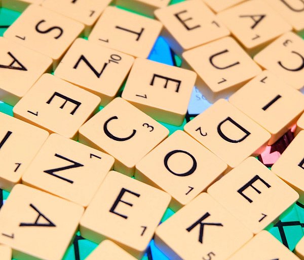 To słowo podbiło polską młodzież! Młodzieżowe Słowo Roku 2025 już wybrane-38399