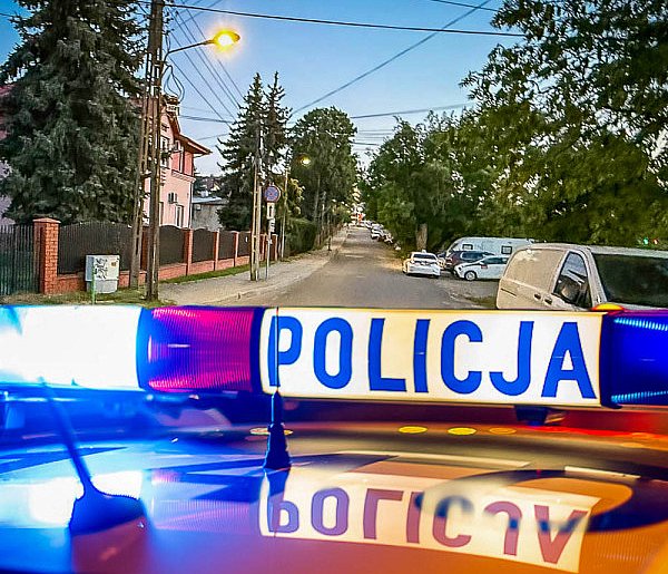 Narko "zabawa" na ul. Fosa. Kierowca pod wpływem-38565