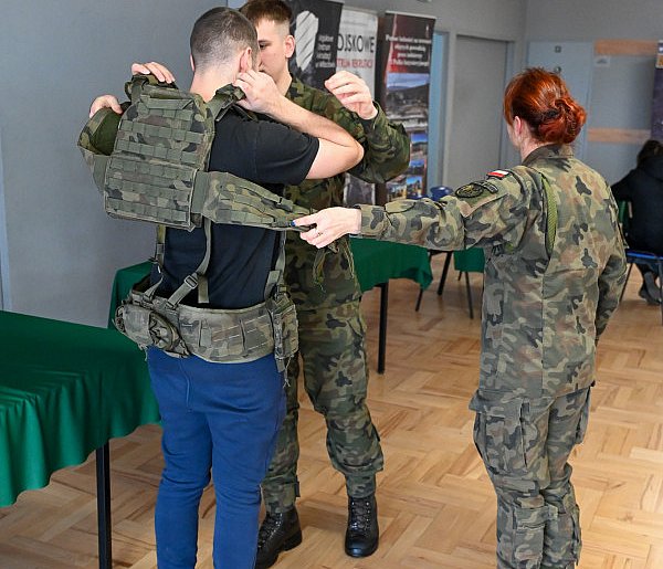 Wojsko wzywa Polaków na komisje. Chodzi głównie o te roczniki-39071