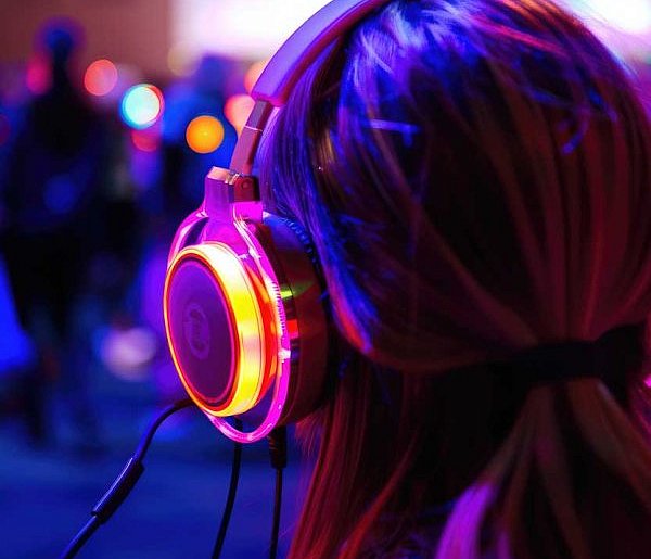 Weekend na Ursynowie. Silent disco czy Fogg?
