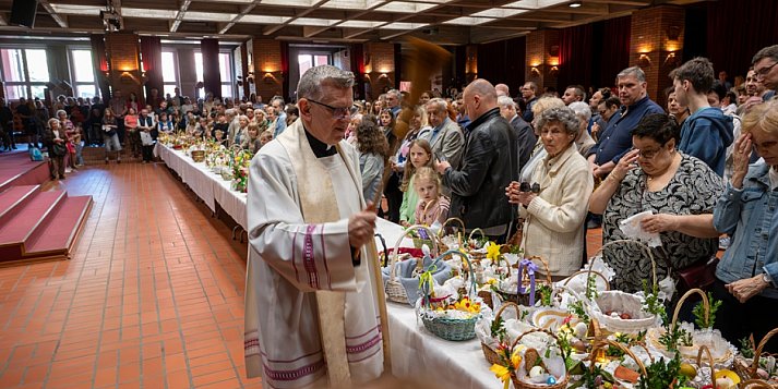 Święcenie pokarmów i rezurekcje. O której godzinie na Ursynowie?