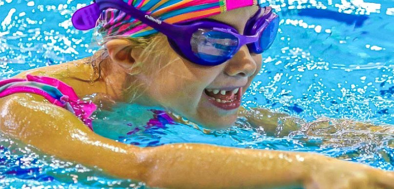 Foki na start! Zawody pływackie dla przedszkolaków z Ursynowa