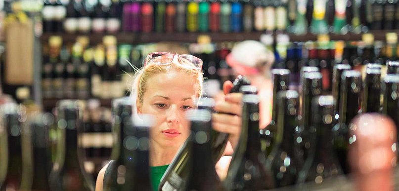 Koniec z nocną sprzedażą alkoholu! Radni miejscy zagłosowali