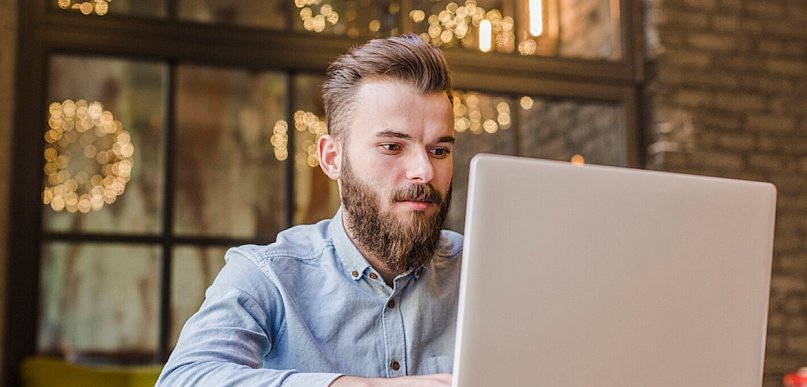 Jak zabezpieczyć kryptowaluty? Poznaj sprawdzone sposoby na ochronę cyfrowych pien