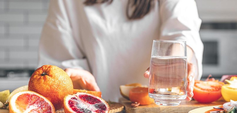 Dieta na lato – co jeść podczas upałów i jak się nawadniać?