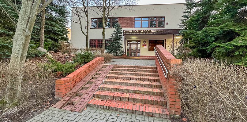 Protest nauczycieli. Liceum na Ursynowie odwołuje wycieczki klasowe - 37505