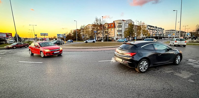 Rondo na Ursynowie zamieni się w "łezkę". Koniec chaosu i kolizji? - 37964