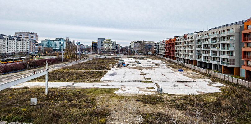 Deweloper wykłada karty na stół. Oto, co powstanie po Tesco Kabaty - 38130