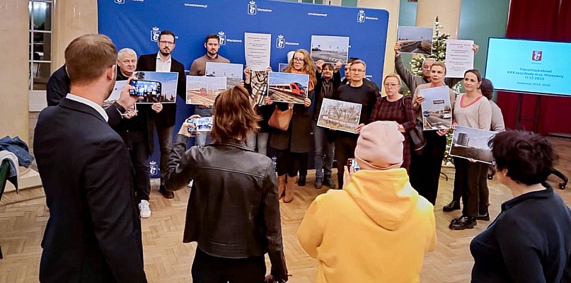 Bunt Zielonego Ursynowa. Mieszkańcy protestowali na sesji rady Warszawy - 38481