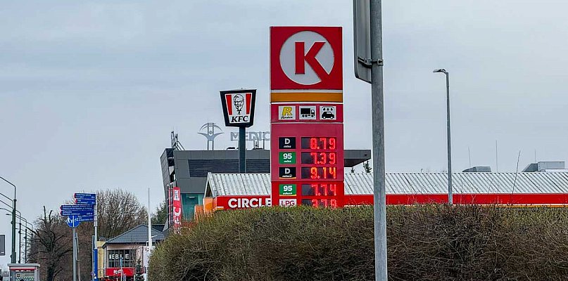 Od jutra tankujemy taniej. Sprawdź maksymalne ceny benzyny i diesla