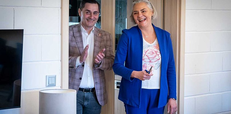 Bezdomność młodych w Warszawie rośnie. Agnieszka Sikora: System ich nie widzi