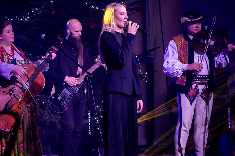 Trebunie-Tutki i Kasia Moś na koncercie bożonarodzeniowym