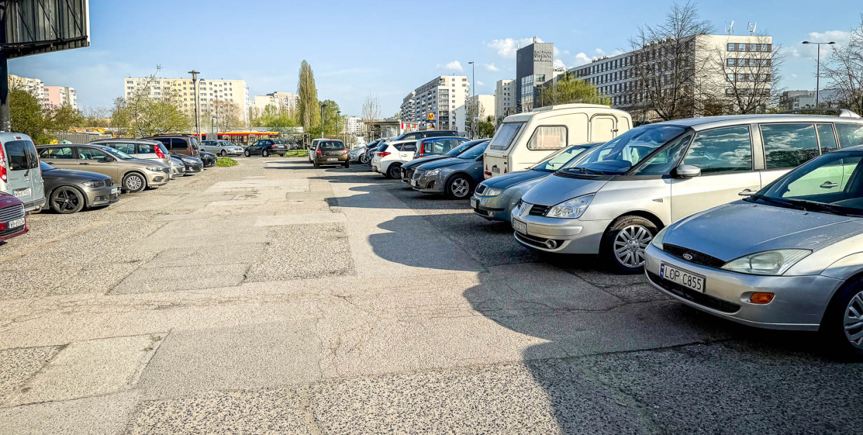 Rusza remont dużego parkingu. Przy okazji dzikie miejsca staną się legalne