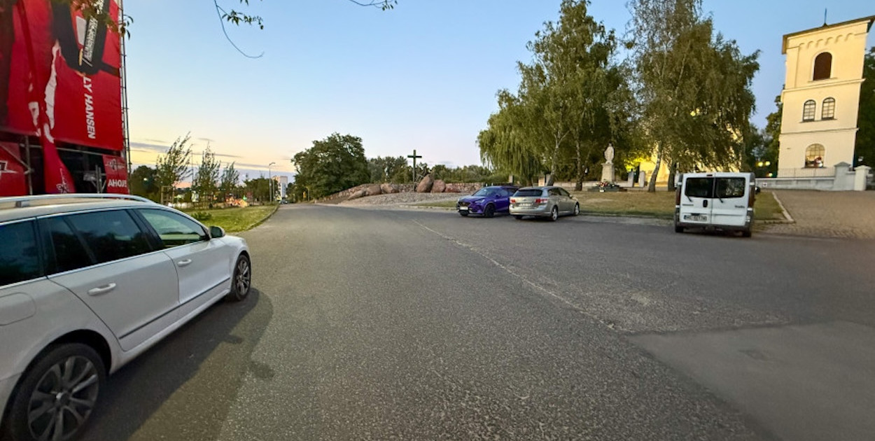 Ulica Fosa. Nie zjedziesz już w Dolinę Służewiecką (SK)