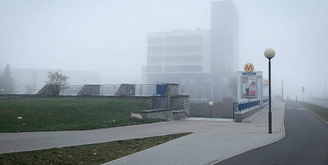 zdjęcie ilustracyjne - mgła na Ursynowie (SK)