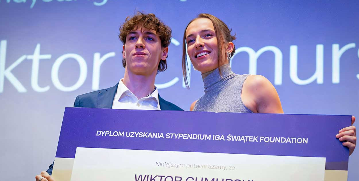 UKS GIM 92 Ursynów ma powody do dumy. Wiktor Chmurski w teamie Igi Świątek!