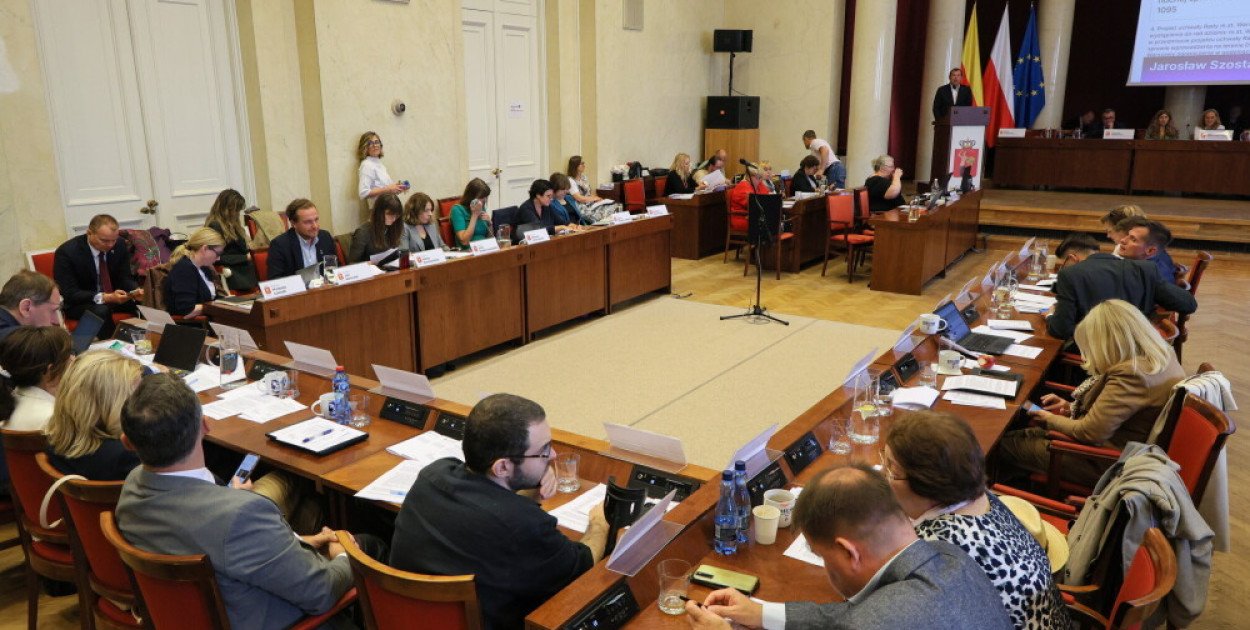 Nocna prohibicja: Spadła liczba interwencji straży miejskiej i policji