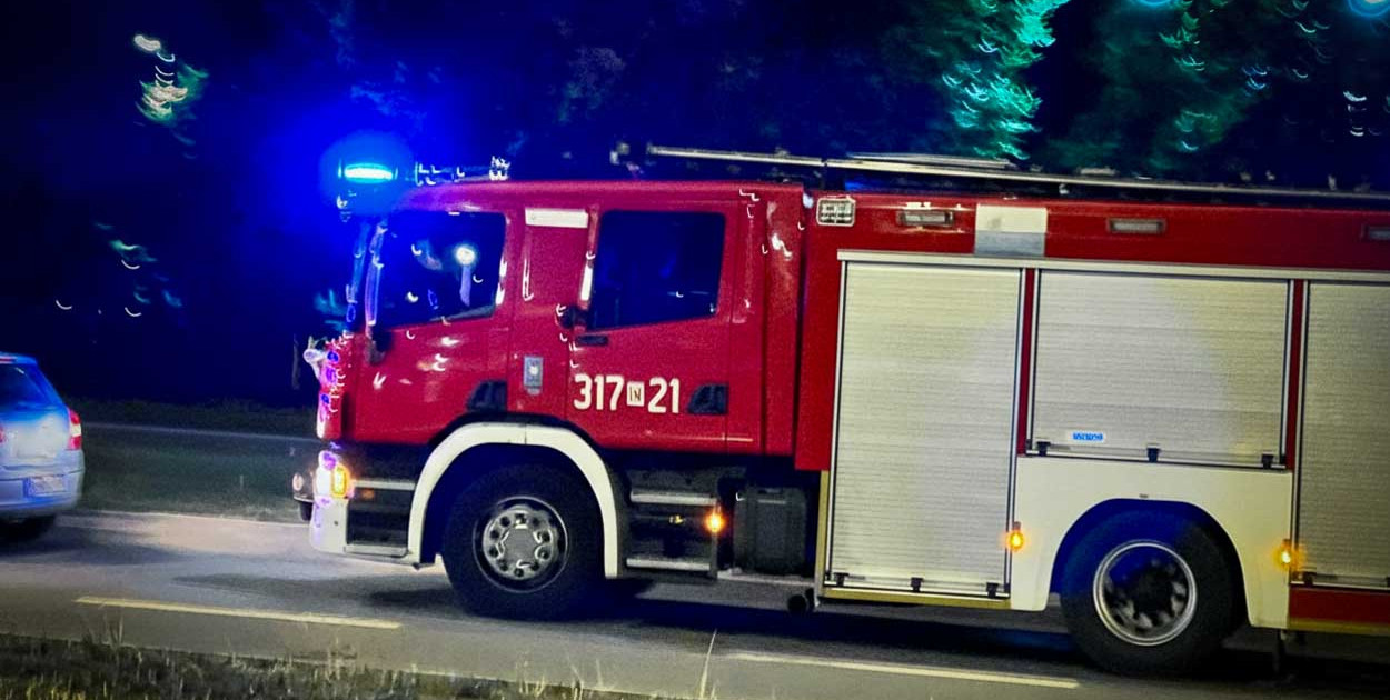 Kłęby dymu nad Kłobucką. Pożar przy areszcie śledczym