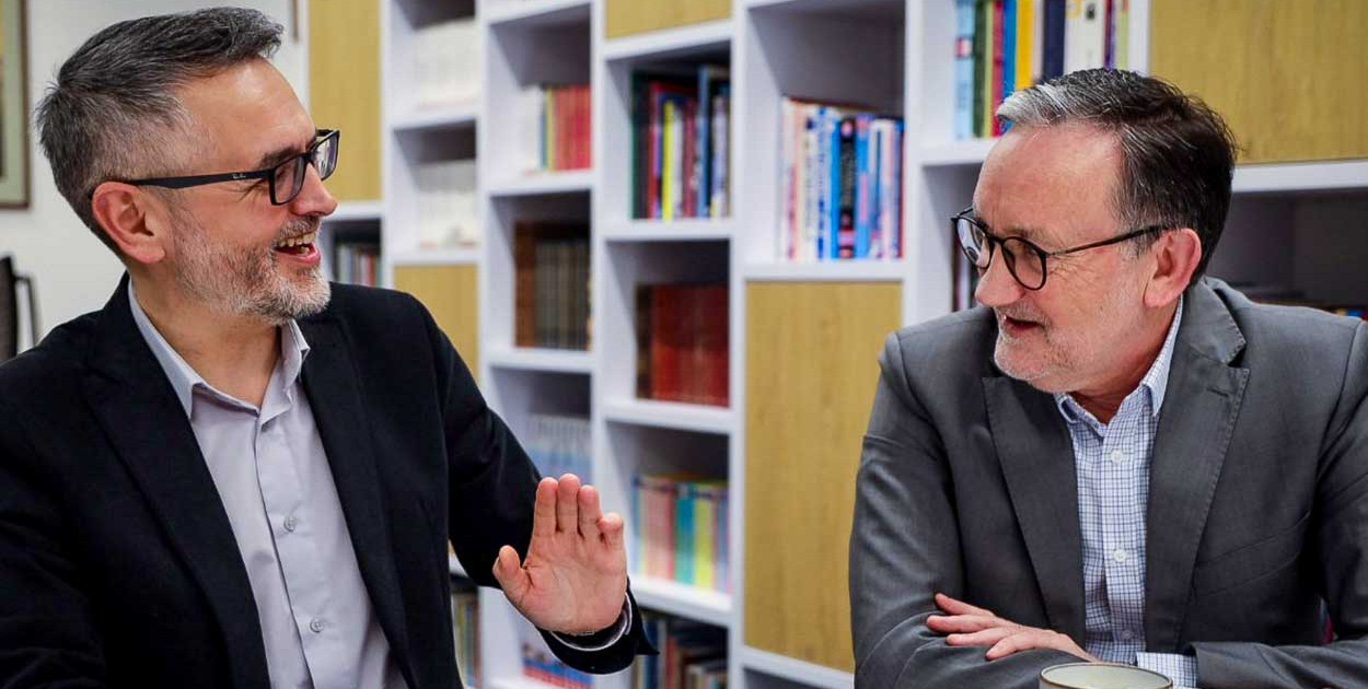 Rozmowy bez ekranów i polityki. Rusza AKD Ursynów