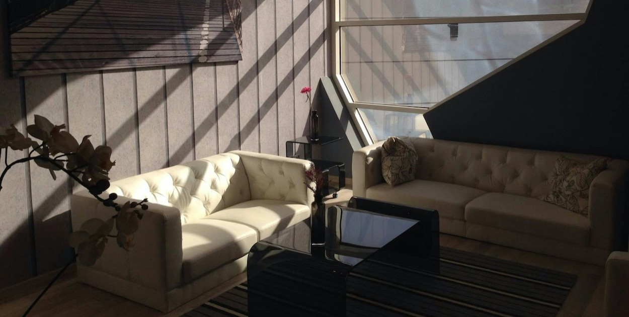 Trendy 2026: Rolety dzień-noc i luksusowa satyna. Zobacz, jak Polacy urządzają syp