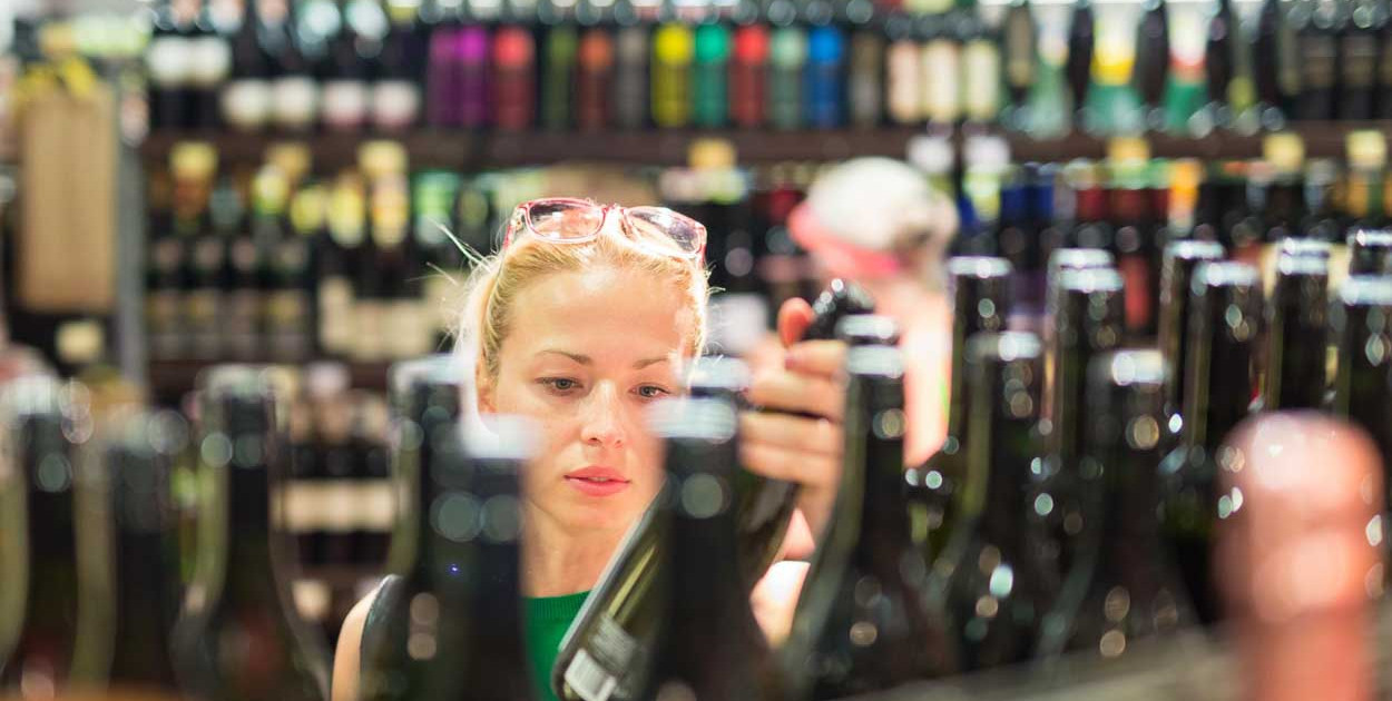 Koniec z nocną sprzedażą alkoholu! Radni miejscy zagłosowali