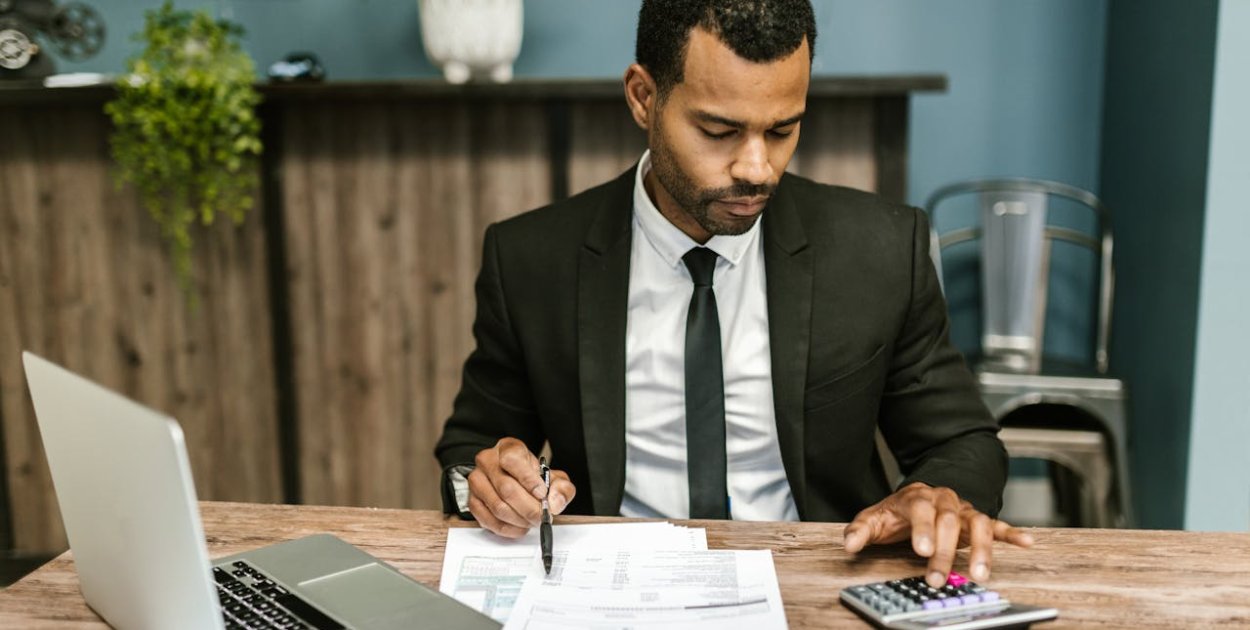 Najczęstsze błędy w deklaracji DN-1 i jak ich uniknąć przy jej składaniu?