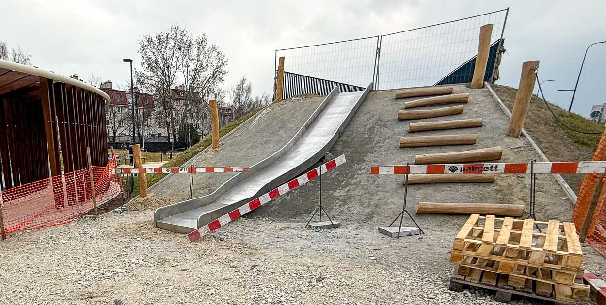 Nowa atrakcja w parku nad POW. Nie tylko dla dzieci! Kiedy otwarcie?