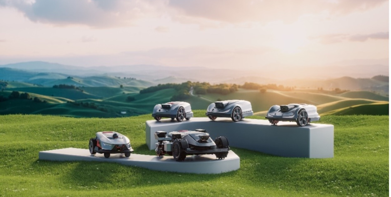 Chińskie roboty kosiły trawę w warszawskich Łazienkach.