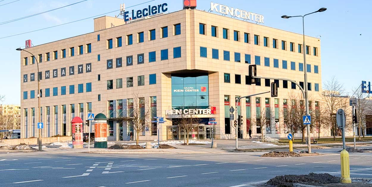 Do której sklepy w Wielką Sobotę? Tak pracują Biedronka, Lidl, Leclerc i Auchan