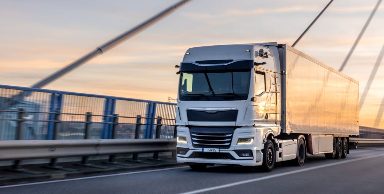 Transport towarów w Europie: jak skutecznie zorganizować dostawę do dowolnego kraj