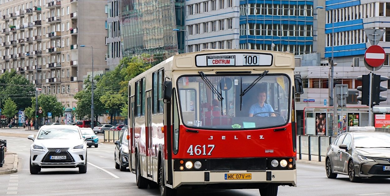 Ikarus 260 i Jelcz 120M znów na ulicach. W sobotę święto komunikacji w Warszawie