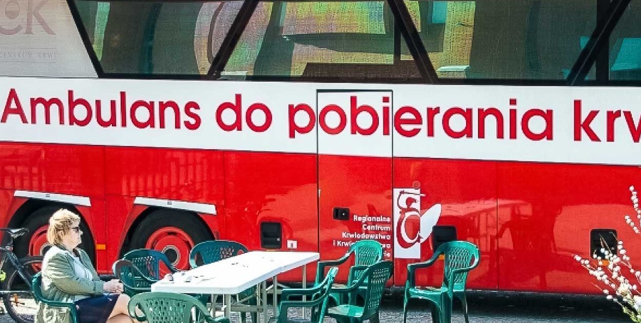 Oddaj krew w niedzielę. Mobilna stacja RCKiK przyjedzie na Dereniową